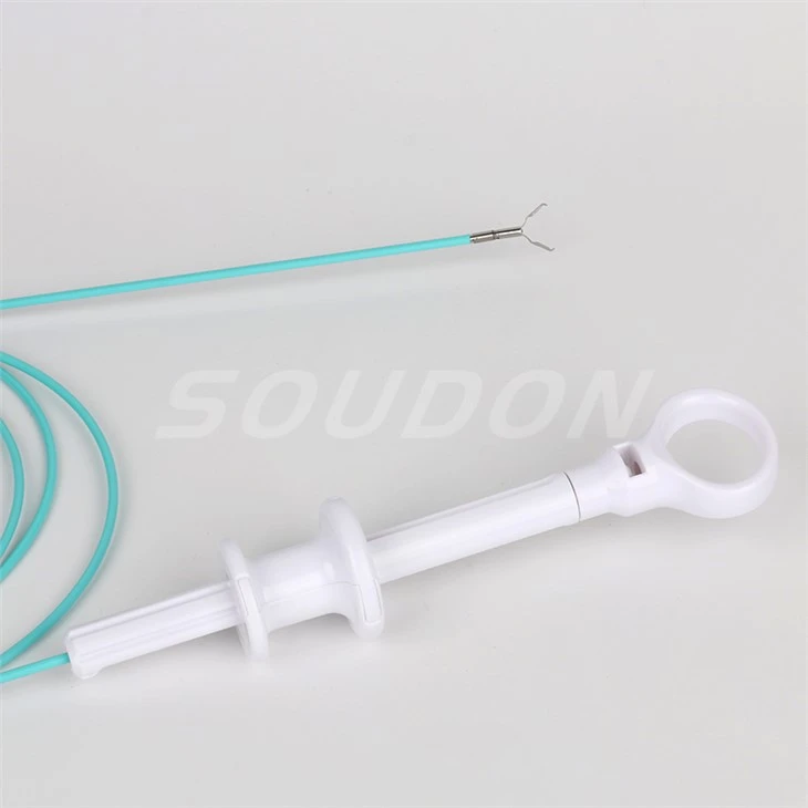 Disposable use of hemostatic clip